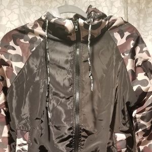 90's Camo Anorak- BLACK